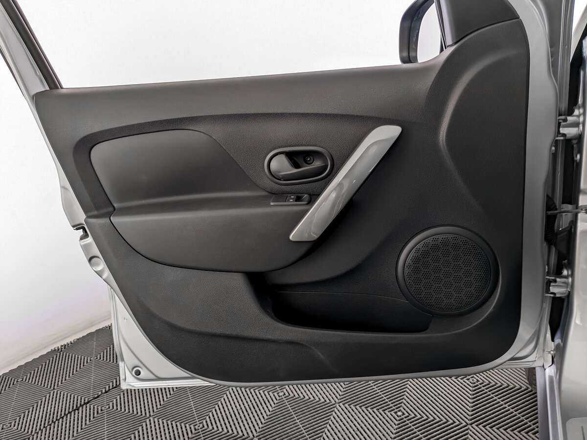 Renault Sandero Stepway, 2021 - Фото №18