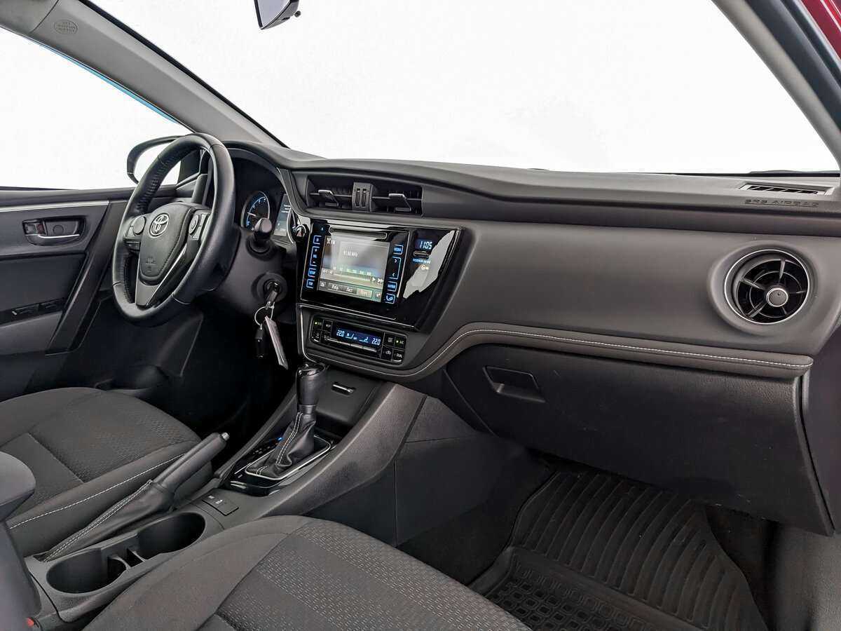 Toyota Corolla, 2018 - Фото №9