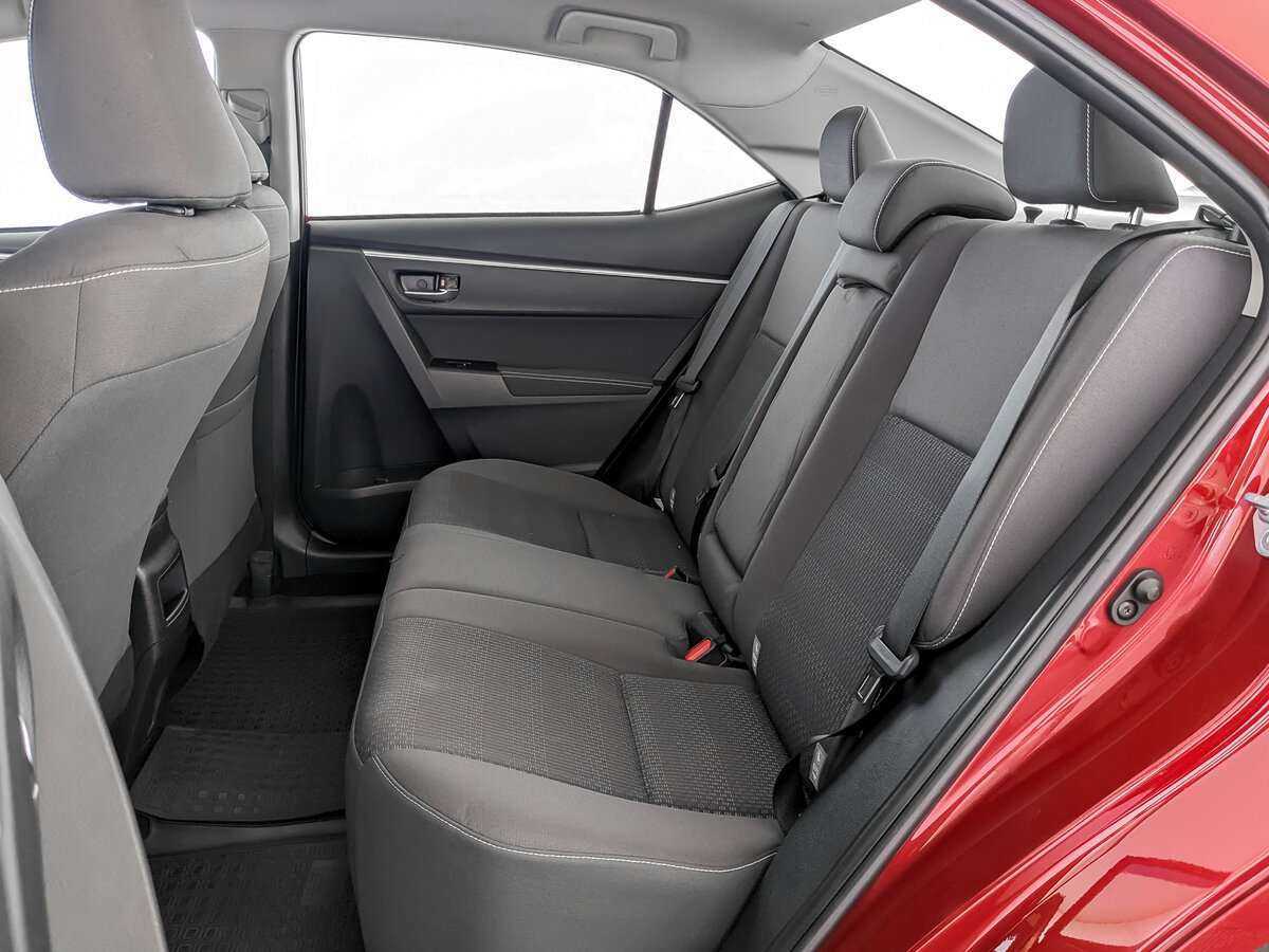 Toyota Corolla, 2018 - Фото №10