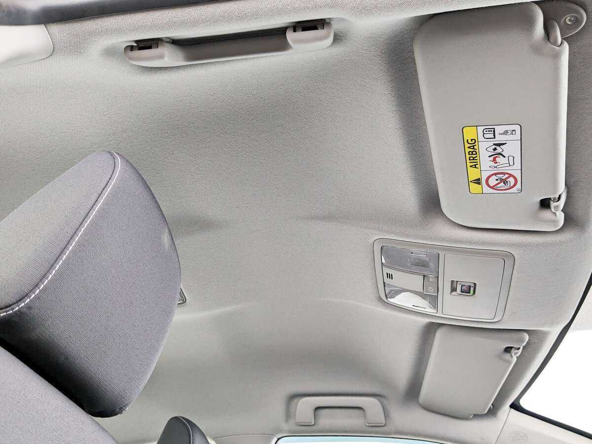 Toyota Corolla, 2018 - Фото №20