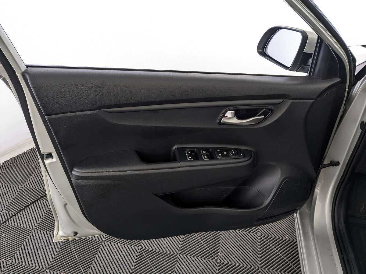 Kia Rio, 2019 - Фото №13