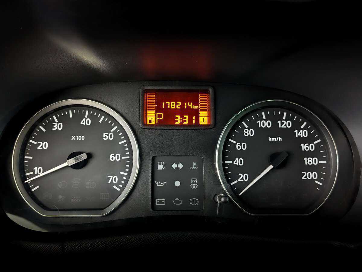 Nissan Terrano, 2015 - Фото №9