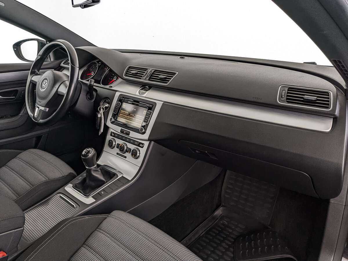 Volkswagen Passat CC, 2012 - Фото №8