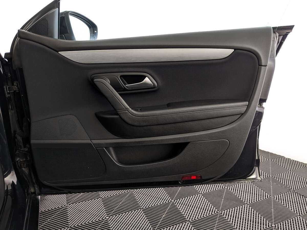 Volkswagen Passat CC, 2012 - Фото №20