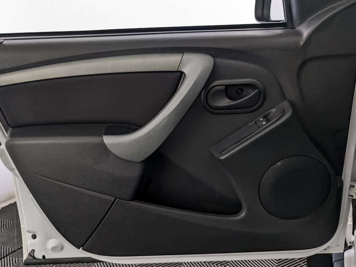 Renault Duster, 2020 - Фото №17