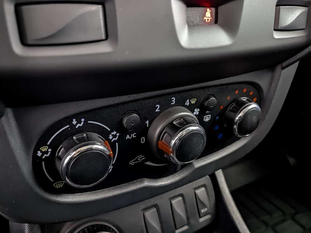 Renault Duster, 2020 - Фото №19