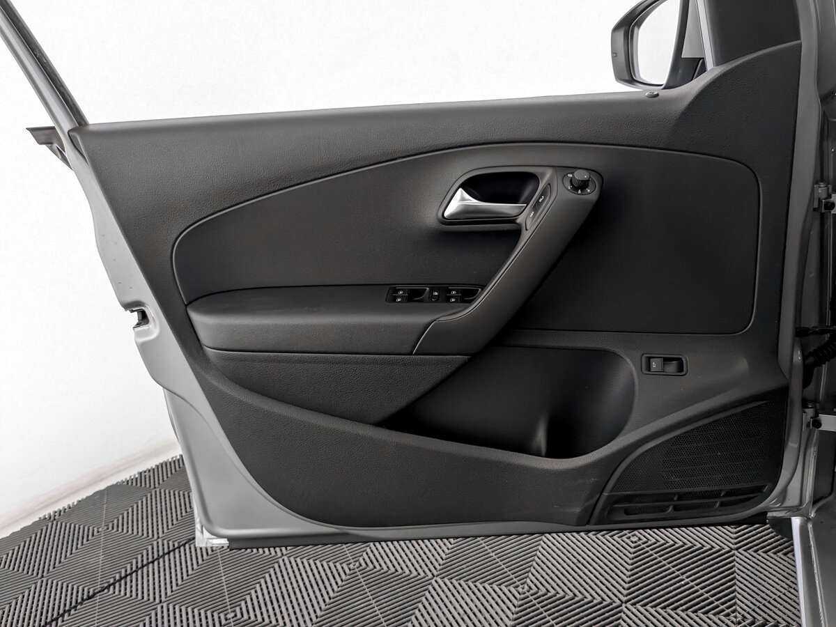 Volkswagen Polo, 2019 - Фото №17