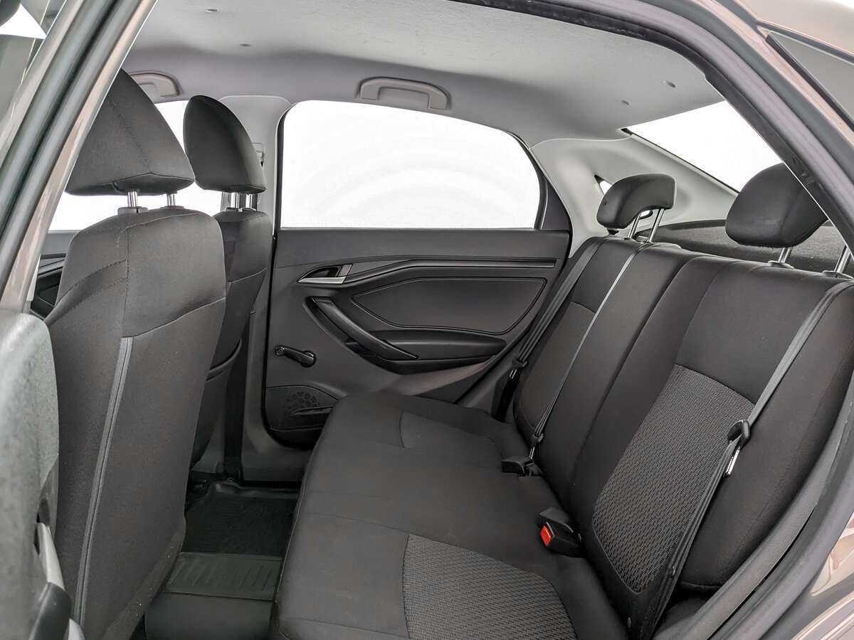 Lada (ВАЗ) Vesta, 2018 - Фото №9