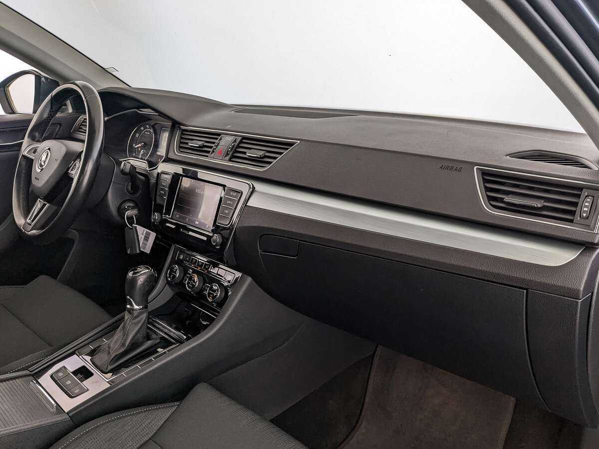 Skoda Superb, 2019 - Фото №8