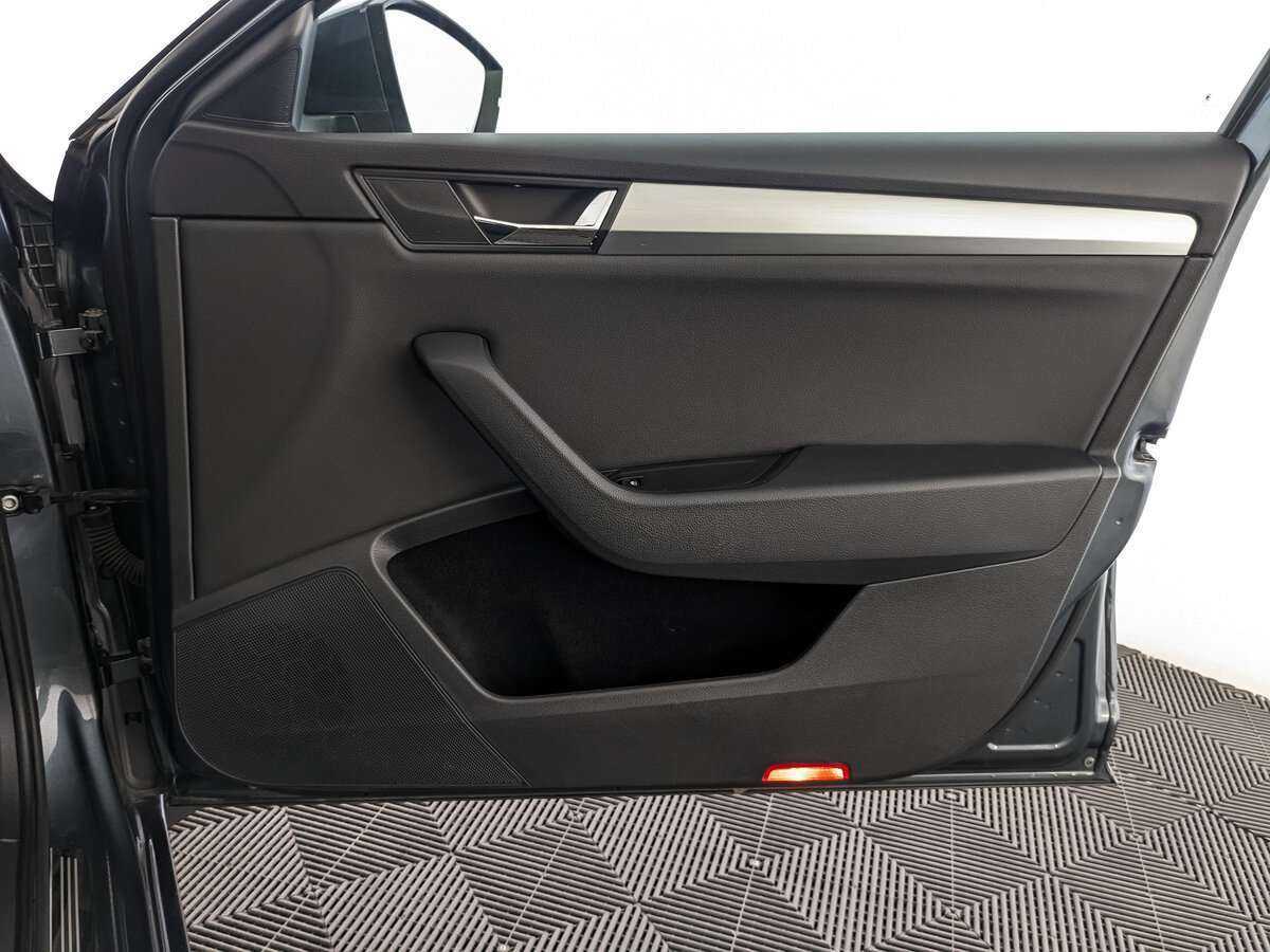 Skoda Superb, 2019 - Фото №19
