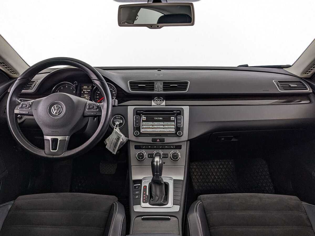 Volkswagen Passat CC, 2012 - Фото №12