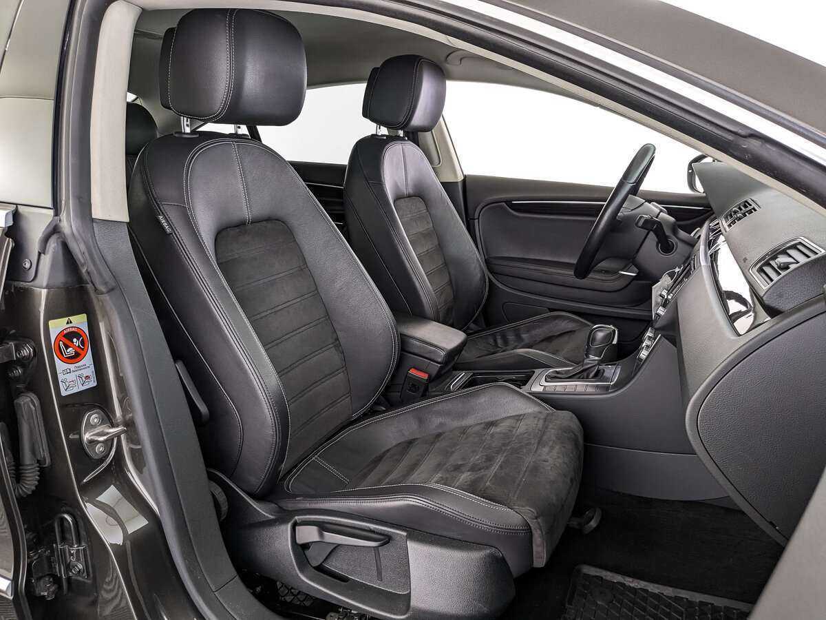 Volkswagen Passat CC, 2012 - Фото №20