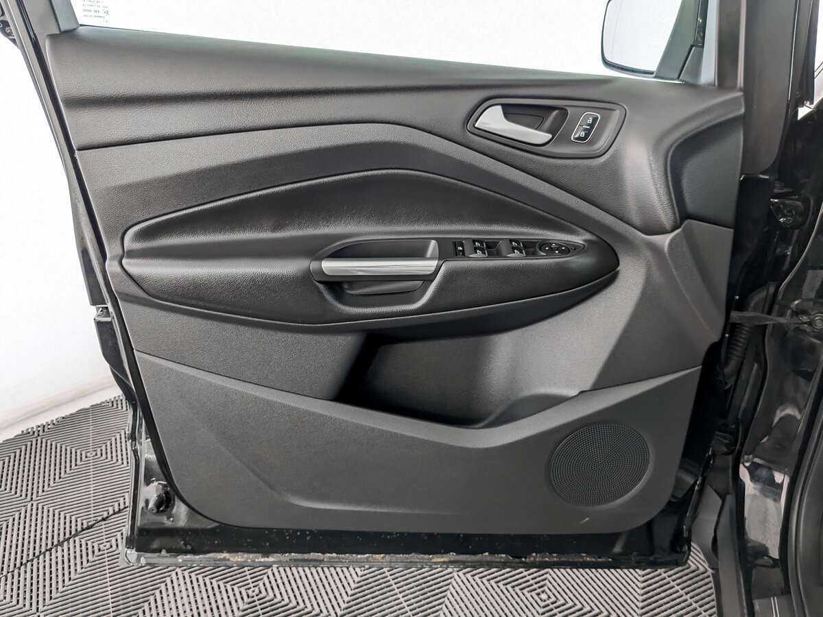 Ford Kuga, 2016 - Фото №18