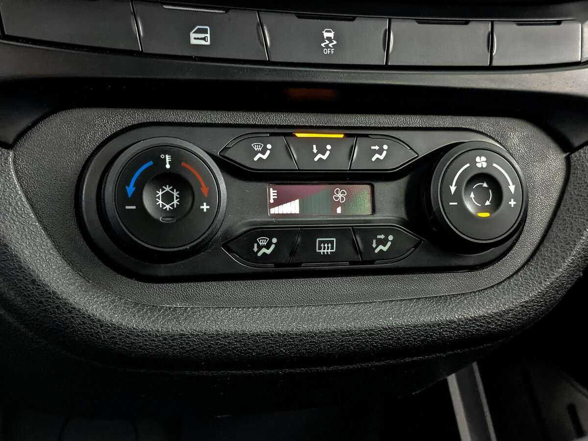 Lada (ВАЗ) Vesta, 2021 - Фото №20