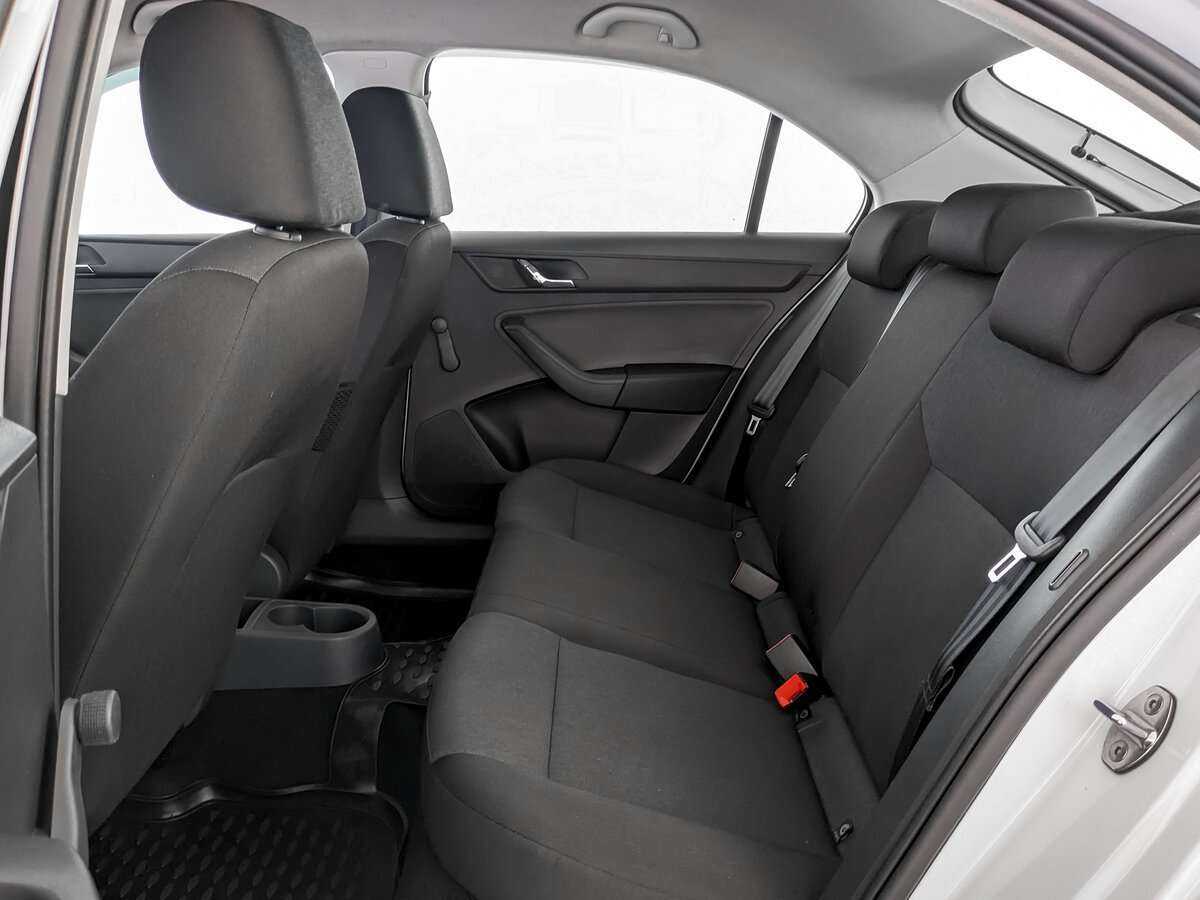 Skoda Rapid, 2017 - Фото №10