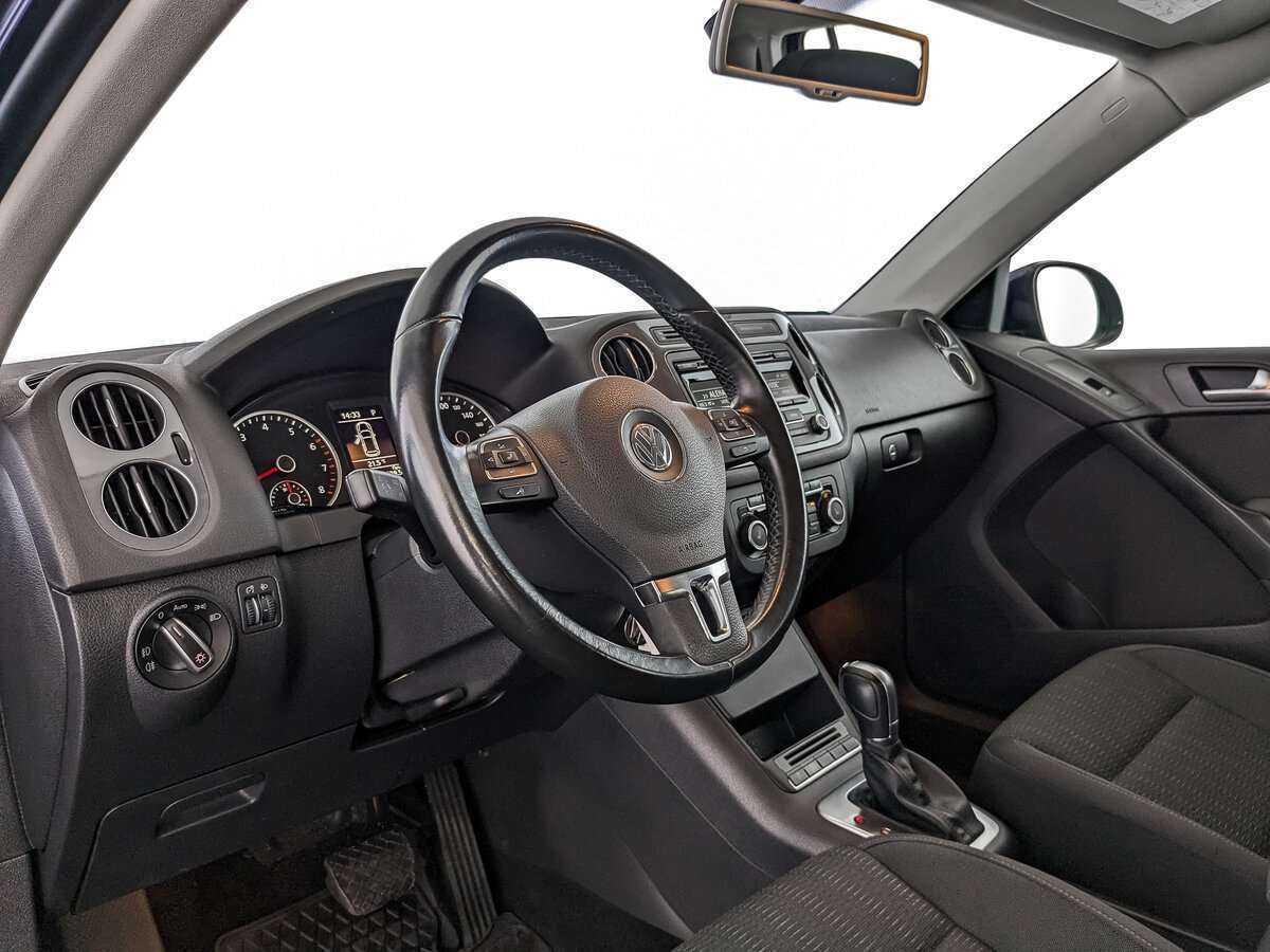 Volkswagen Tiguan, 2015 - Фото №10
