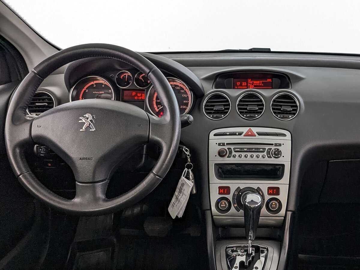 Peugeot 408, 2013 - Фото №13