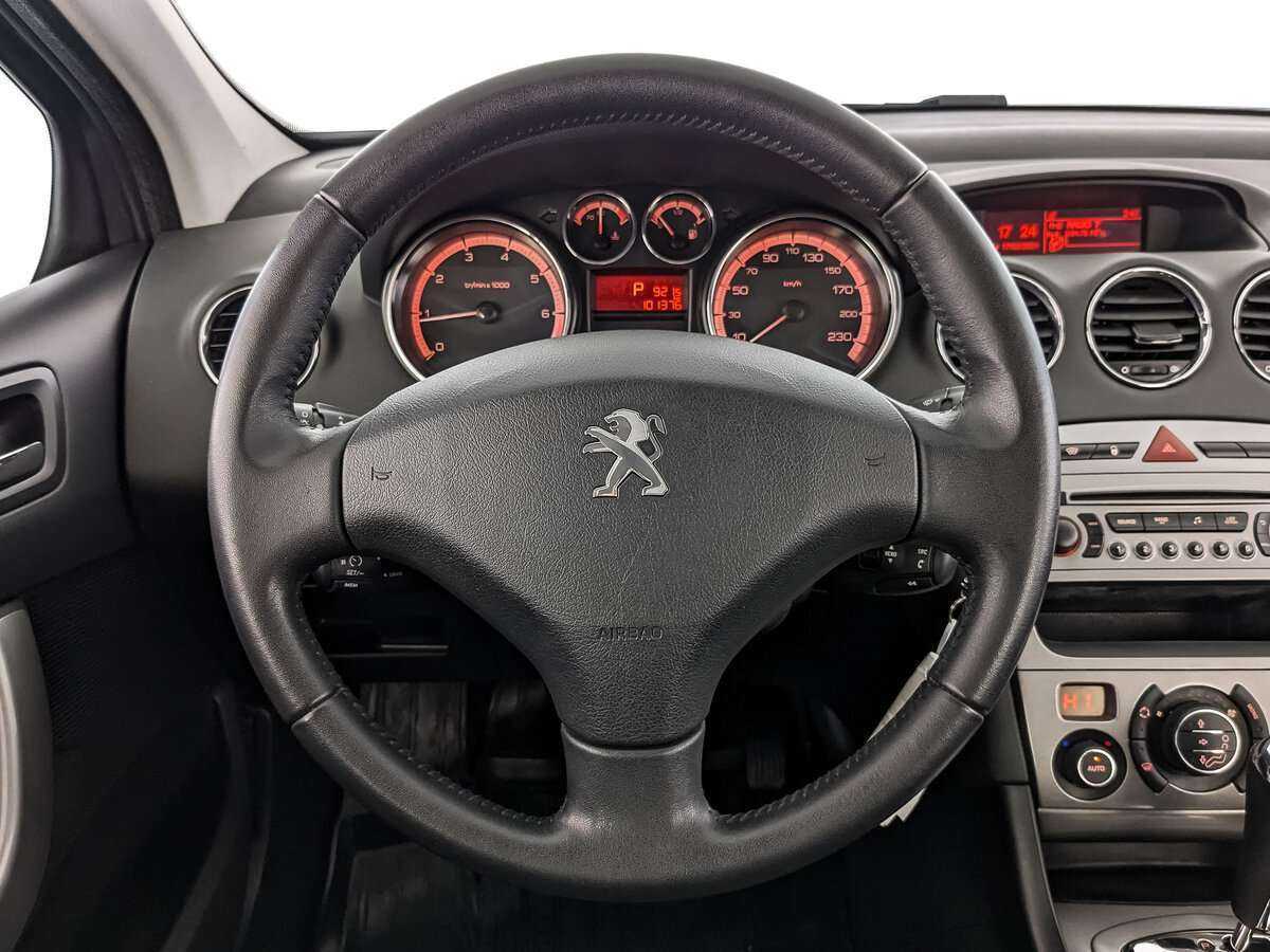 Peugeot 408, 2013 - Фото №21