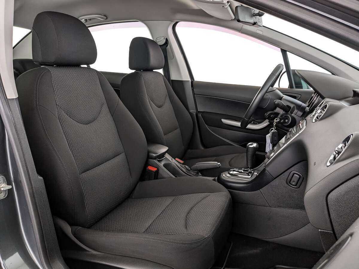 Peugeot 408, 2013 - Фото №23