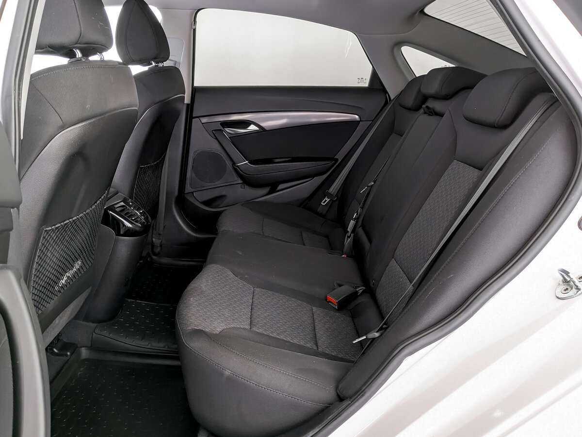 Hyundai i40, 2016 - Фото №9