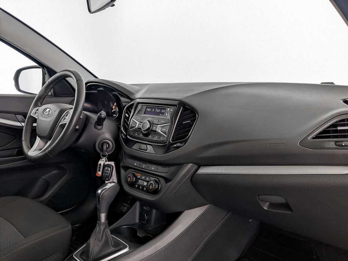 Lada (ВАЗ) Vesta SW, 2021 - Фото №8