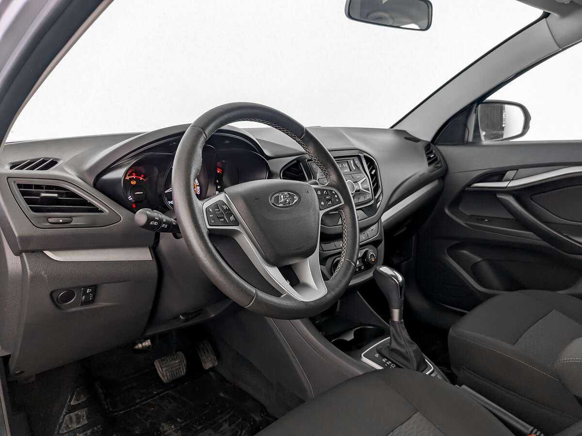 Lada (ВАЗ) Vesta SW, 2021 - Фото №13