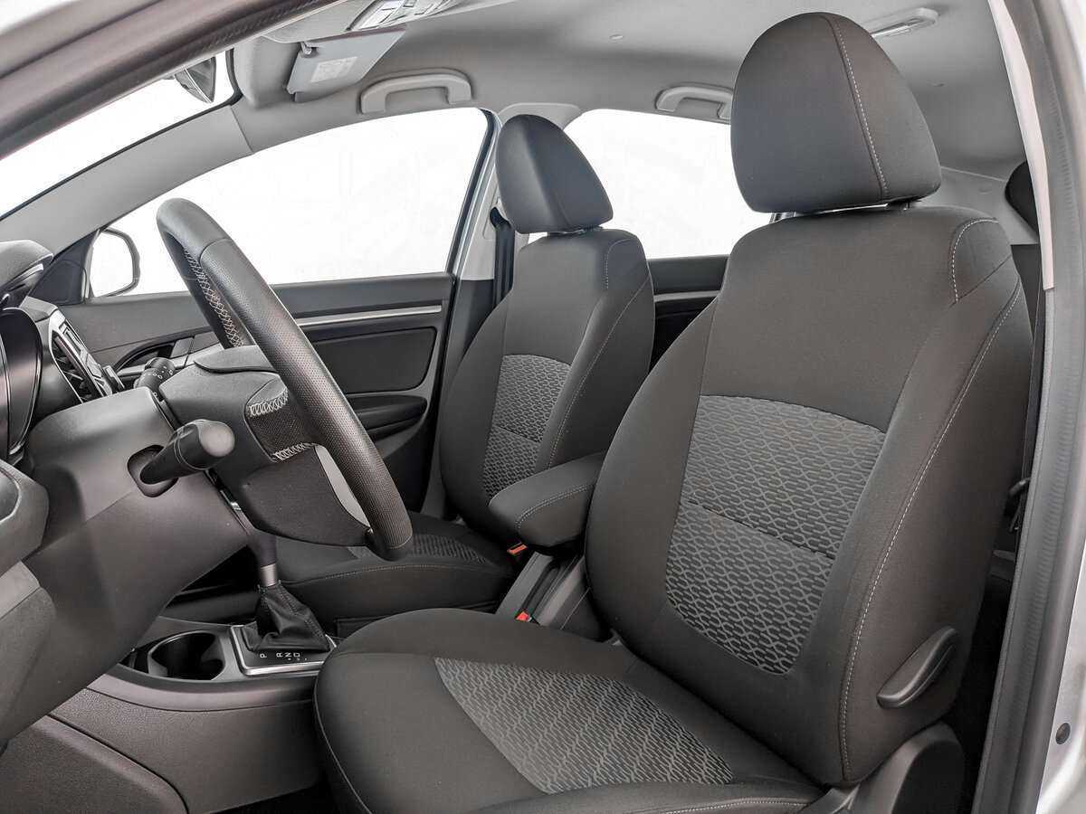 Lada (ВАЗ) Vesta SW, 2021 - Фото №15