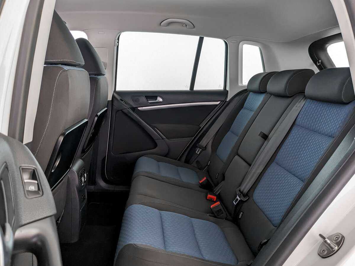Volkswagen Tiguan, 2013 - Фото №9