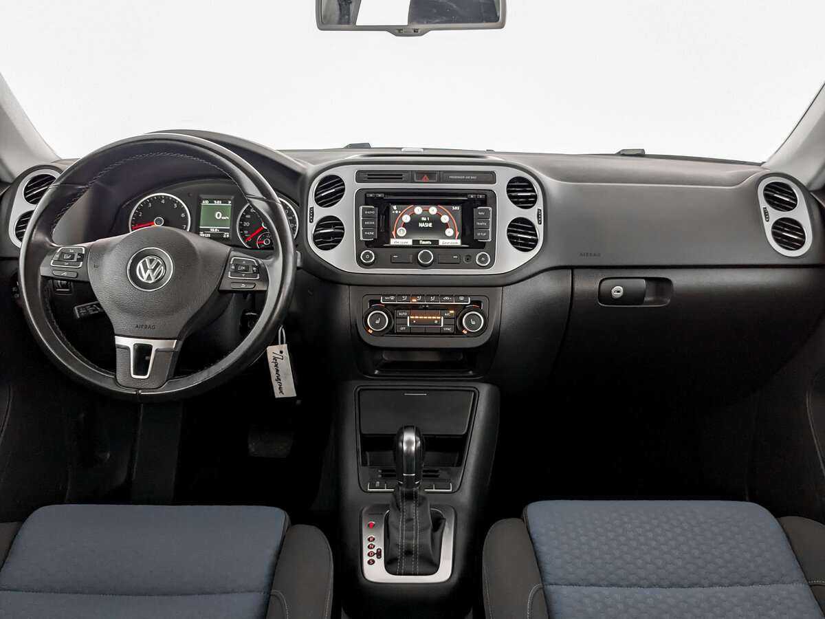 Volkswagen Tiguan, 2013 - Фото №11