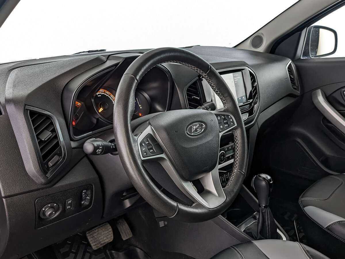 Lada (ВАЗ) XRAY Cross, 2021 - Фото №10