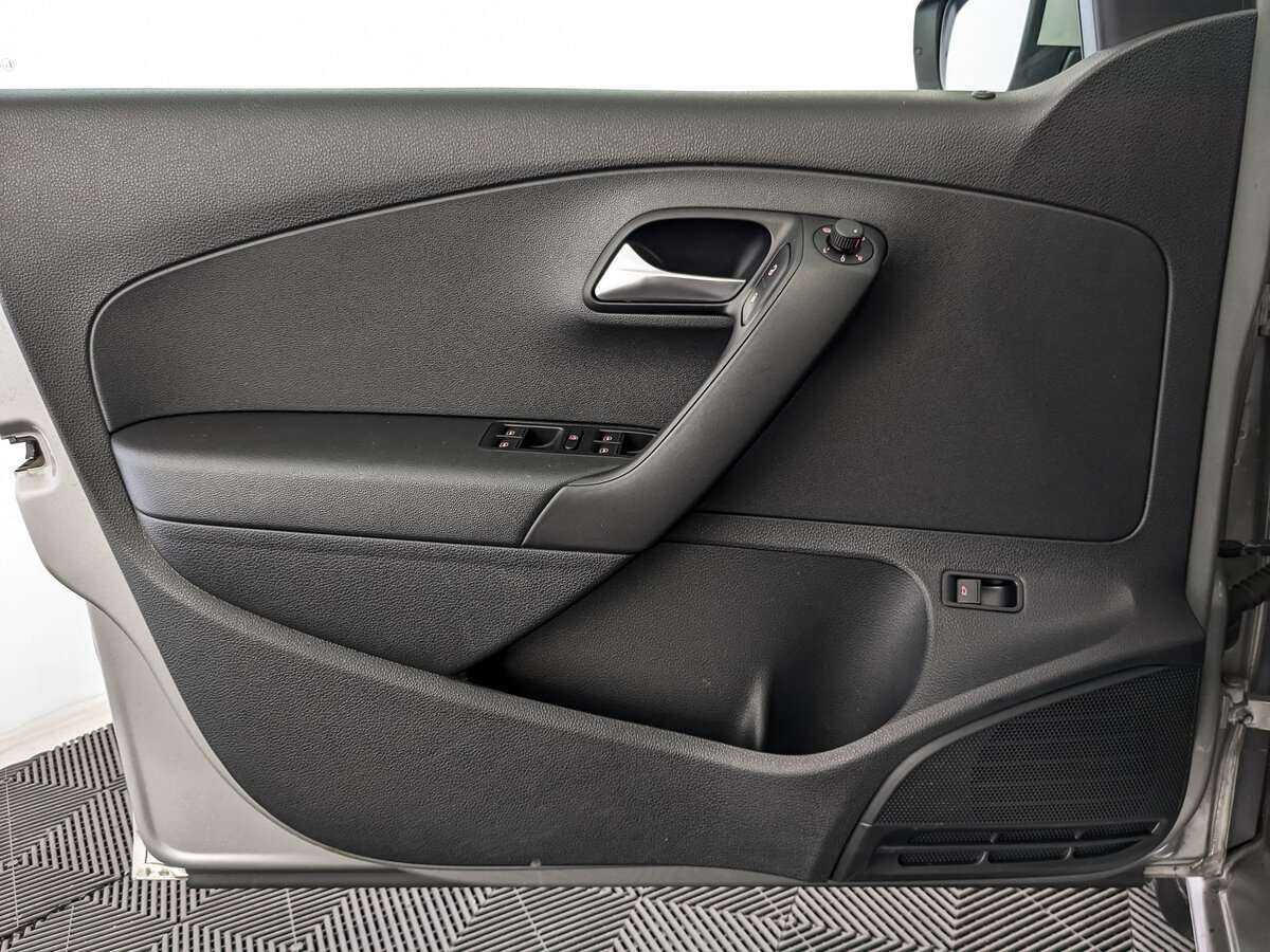 Volkswagen Polo, 2020 - Фото №14