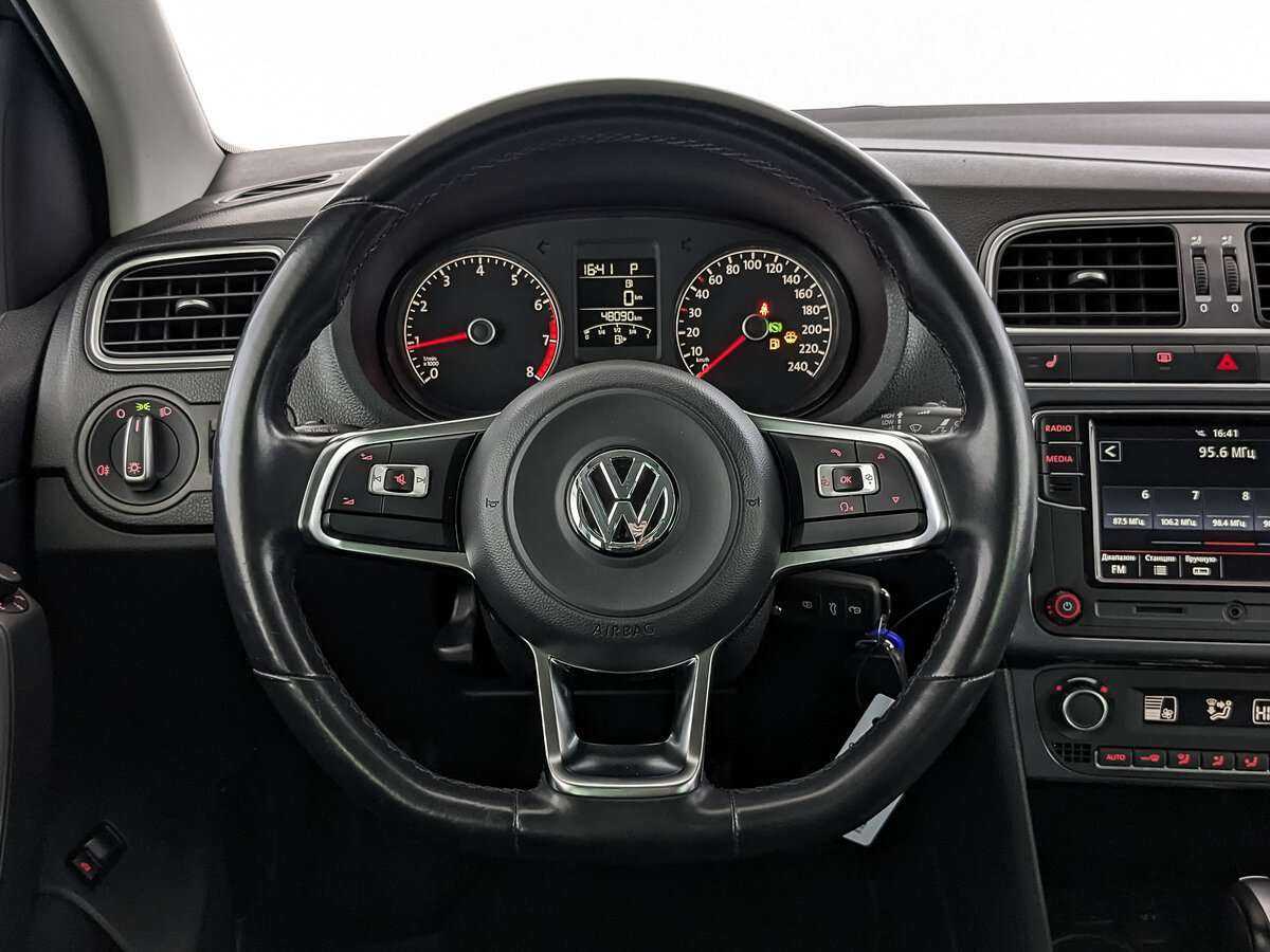 Volkswagen Polo, 2020 - Фото №17