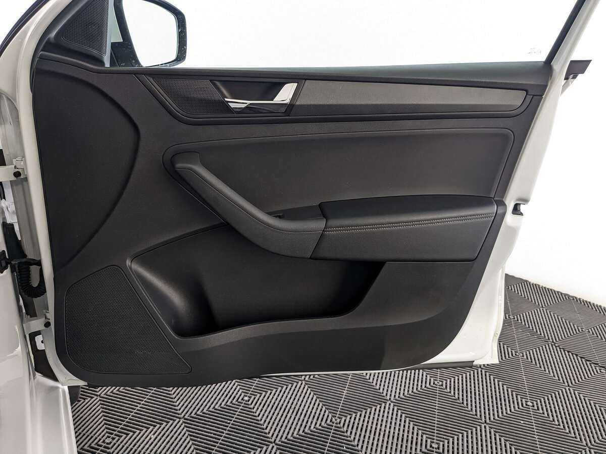 Skoda Rapid, 2020 - Фото №20