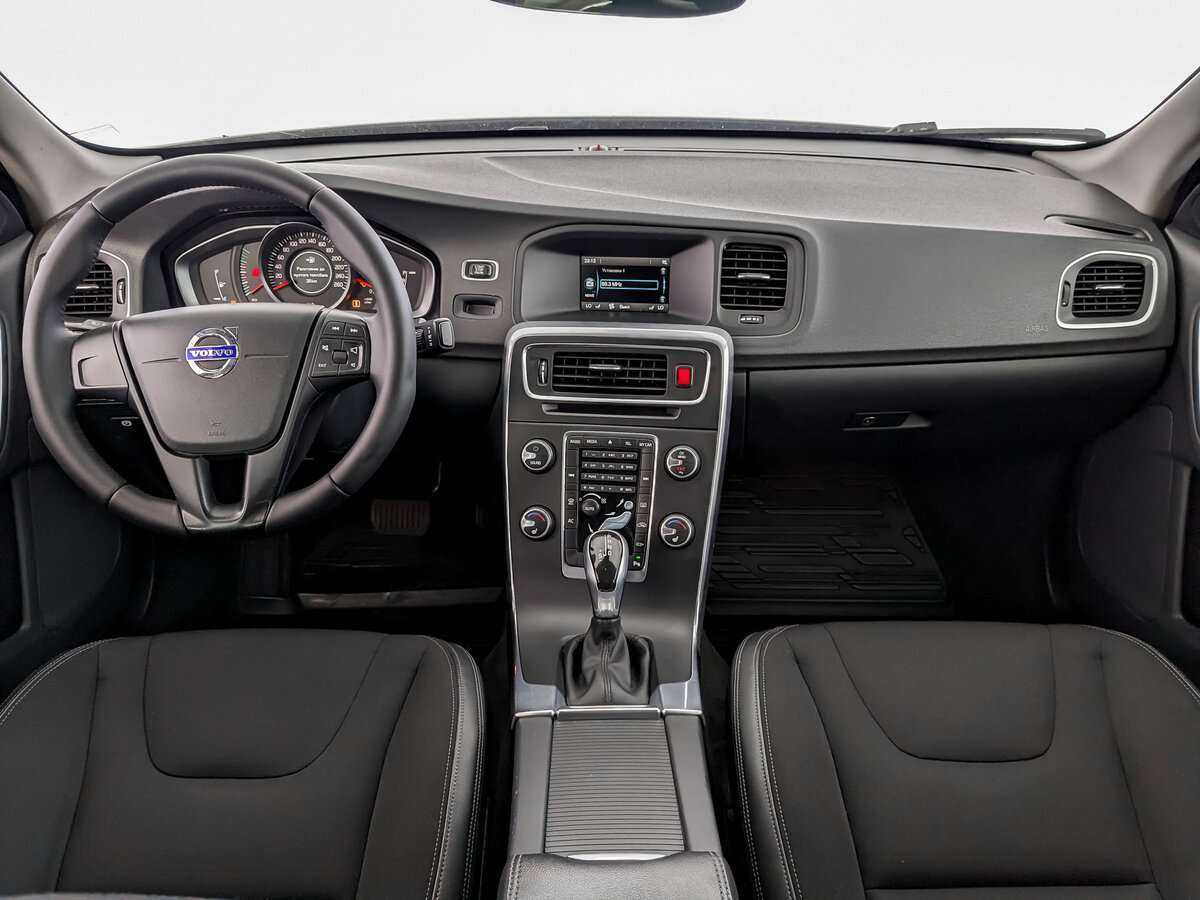 Volvo S60, 2015 - Фото №11