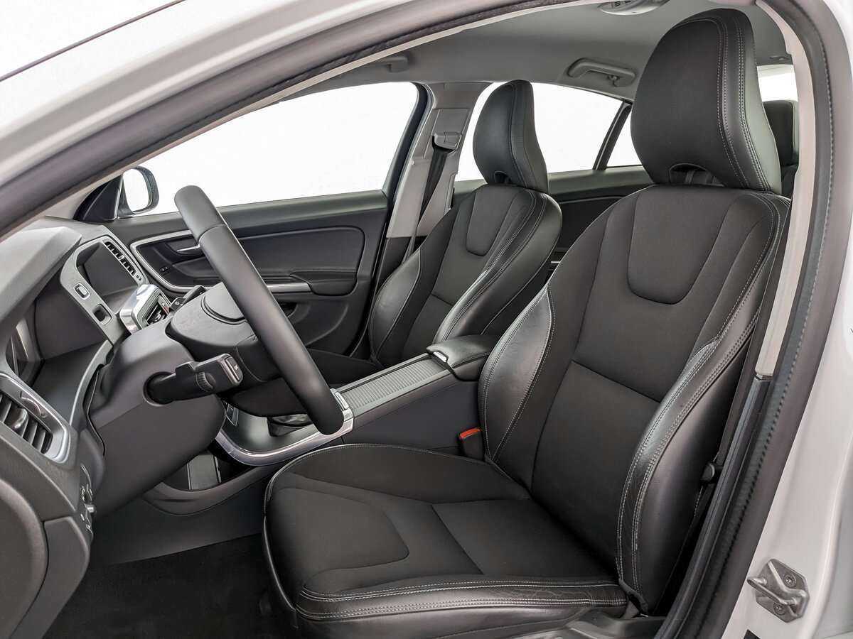 Volvo S60, 2015 - Фото №15