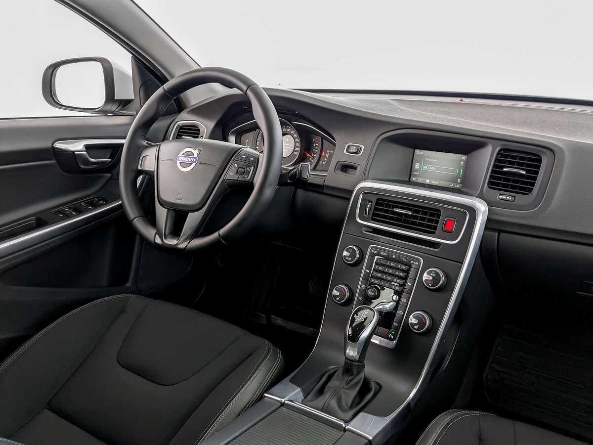 Volvo S60, 2015 - Фото №23