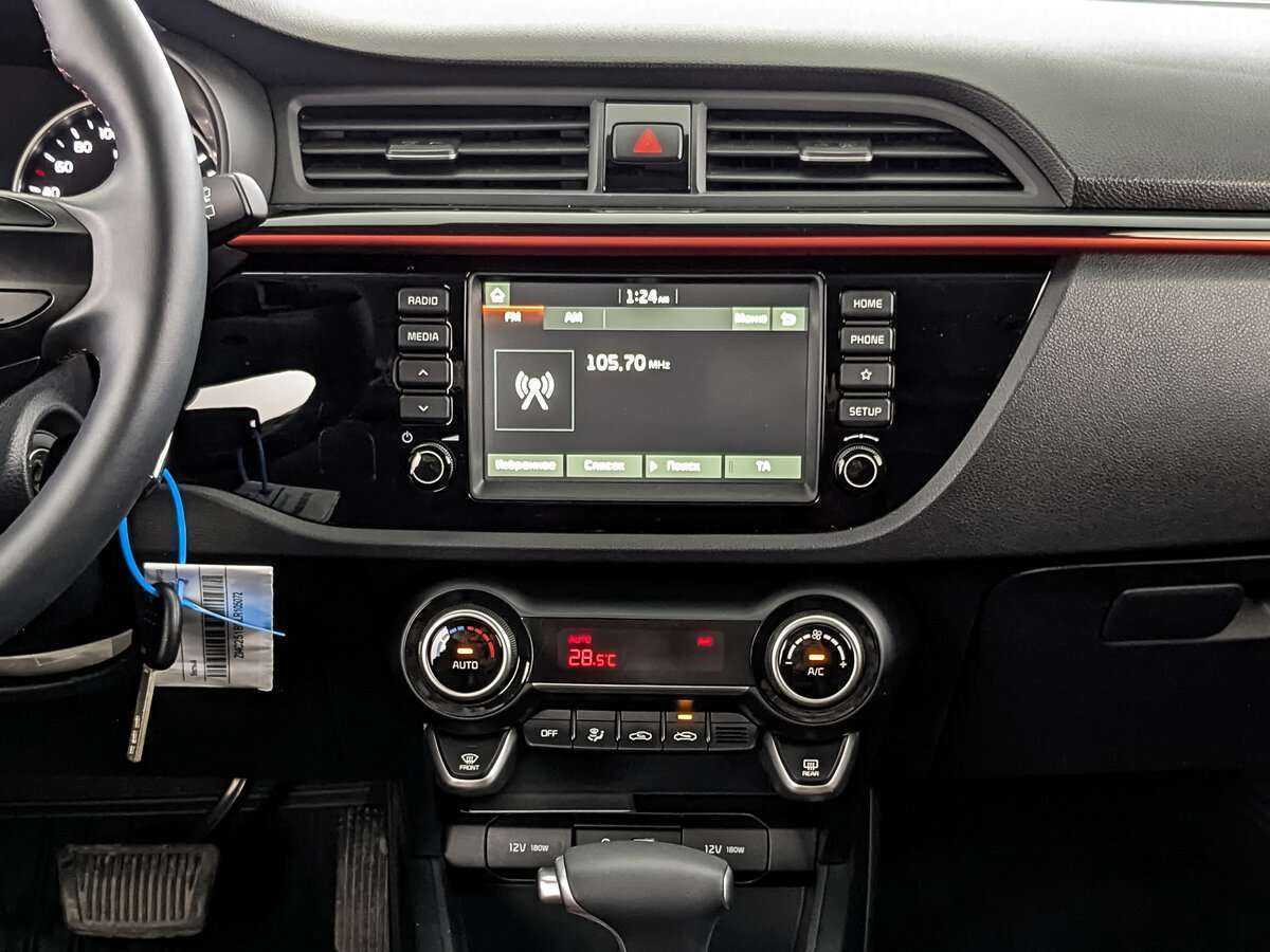 Kia Rio X-Line, 2020 - Фото №12