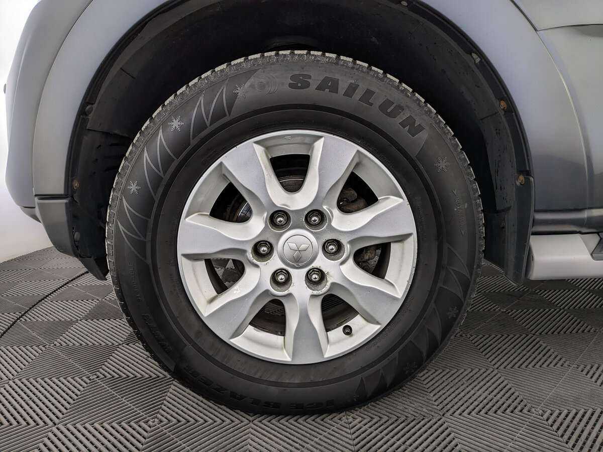 Mitsubishi Pajero, 2013 - Фото №11