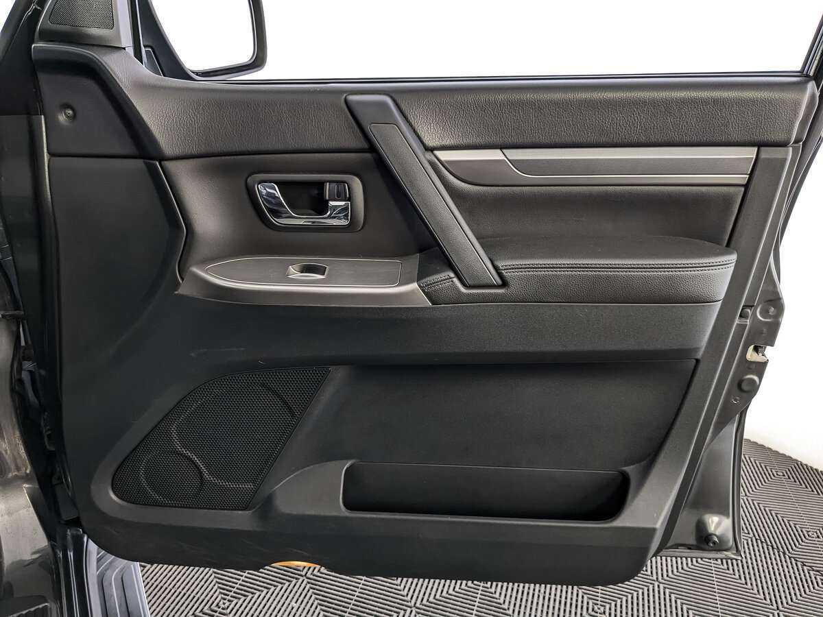 Mitsubishi Pajero, 2013 - Фото №24