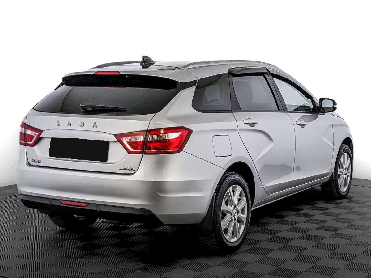 Lada (ВАЗ) Vesta SW, 2022 - Фото №4