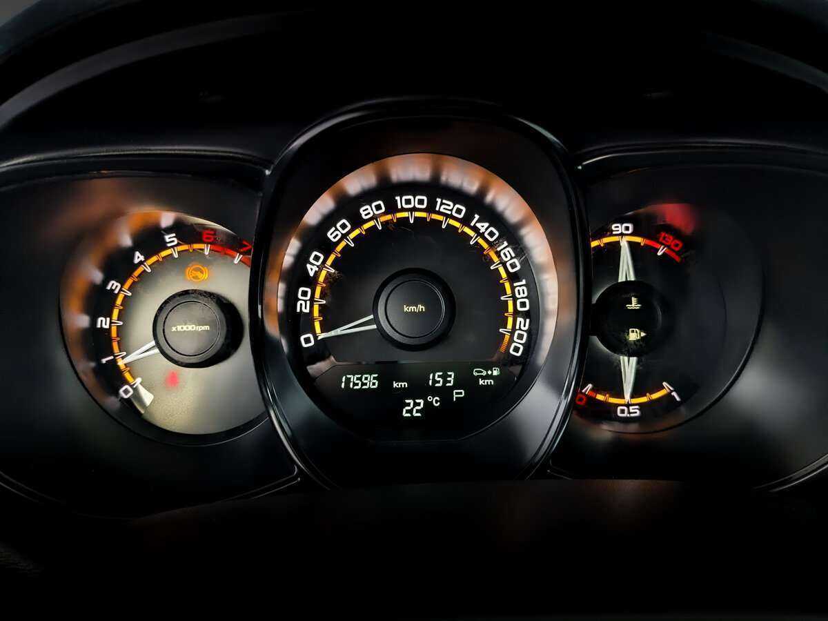 Lada (ВАЗ) Vesta SW, 2022 - Фото №10