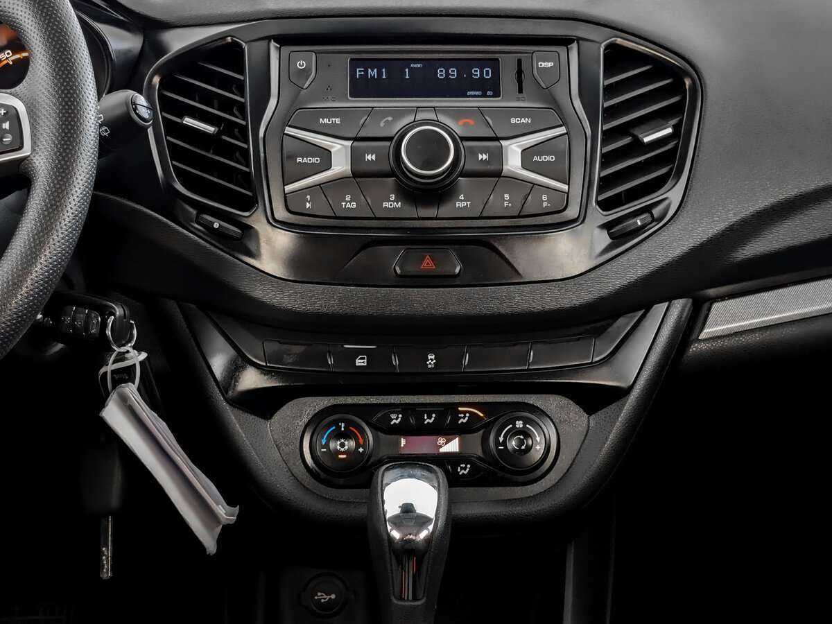 Lada (ВАЗ) Vesta SW, 2022 - Фото №12