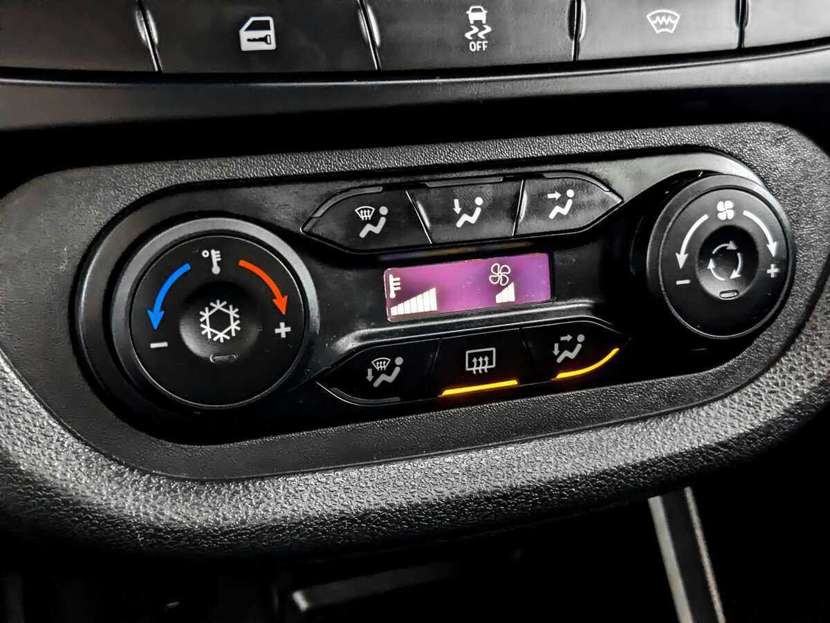 Lada (ВАЗ) Vesta, 2021 - Фото №18