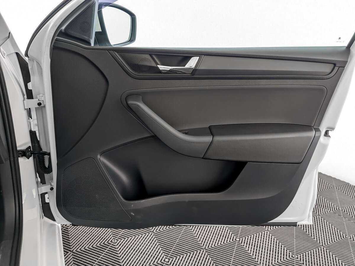 Skoda Rapid, 2017 - Фото №19