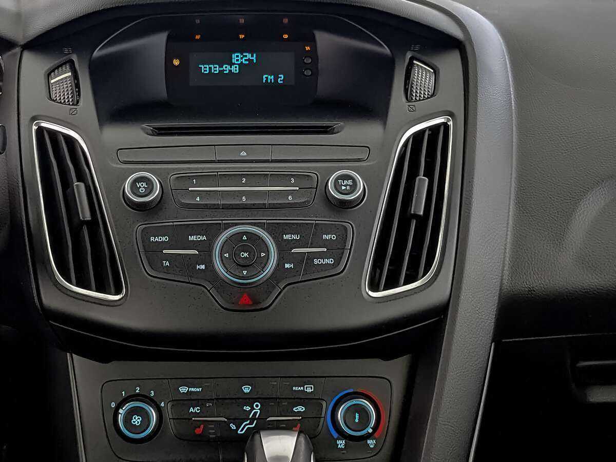 Ford Focus, 2018 - Фото №12