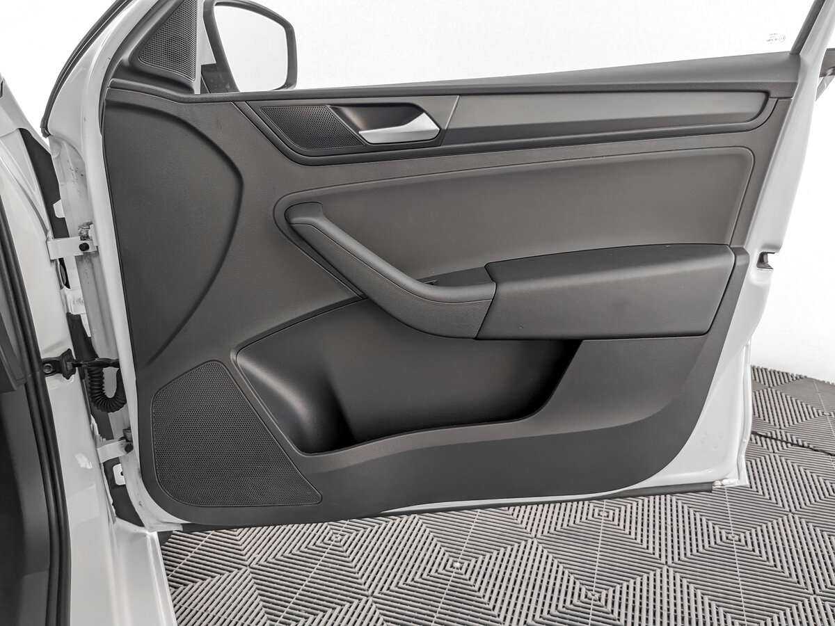 Volkswagen Polo, 2020 - Фото №22