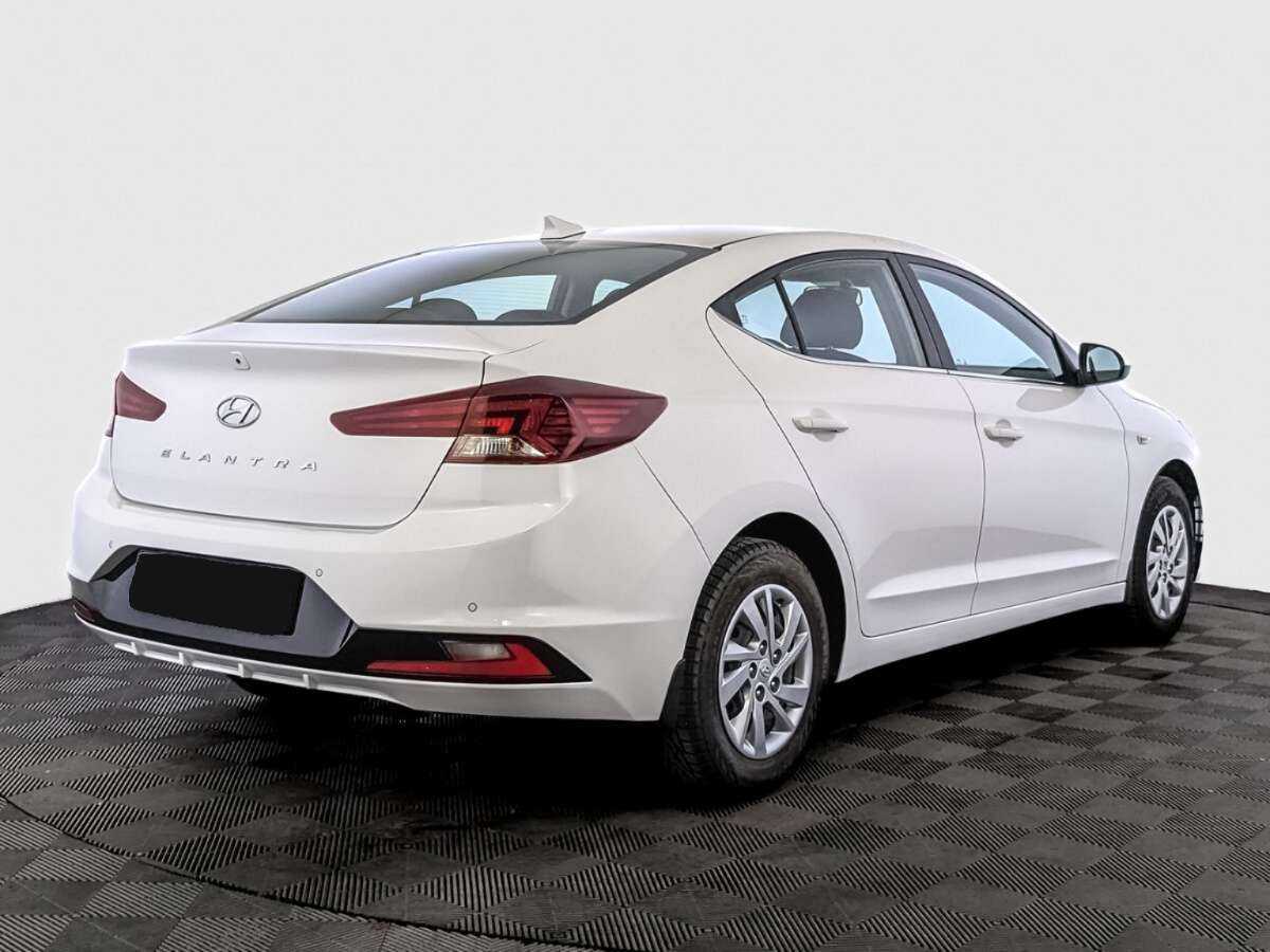 Hyundai Elantra, 2020 - Фото №4