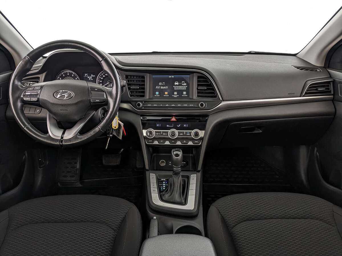 Hyundai Elantra, 2020 - Фото №9
