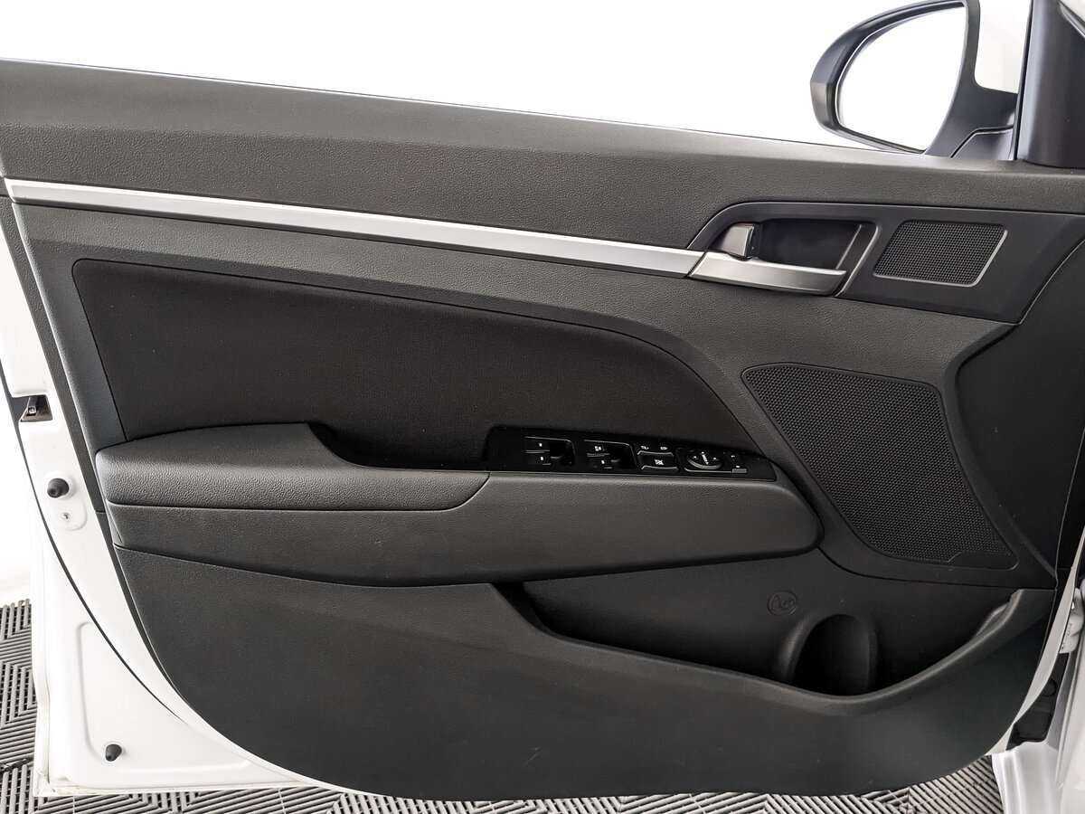 Hyundai Elantra, 2020 - Фото №14