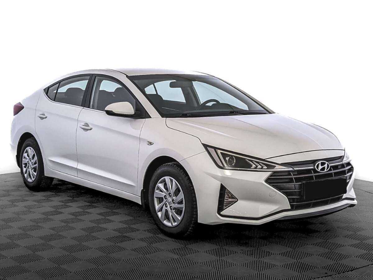 Hyundai Elantra, 2020 - Фото №2